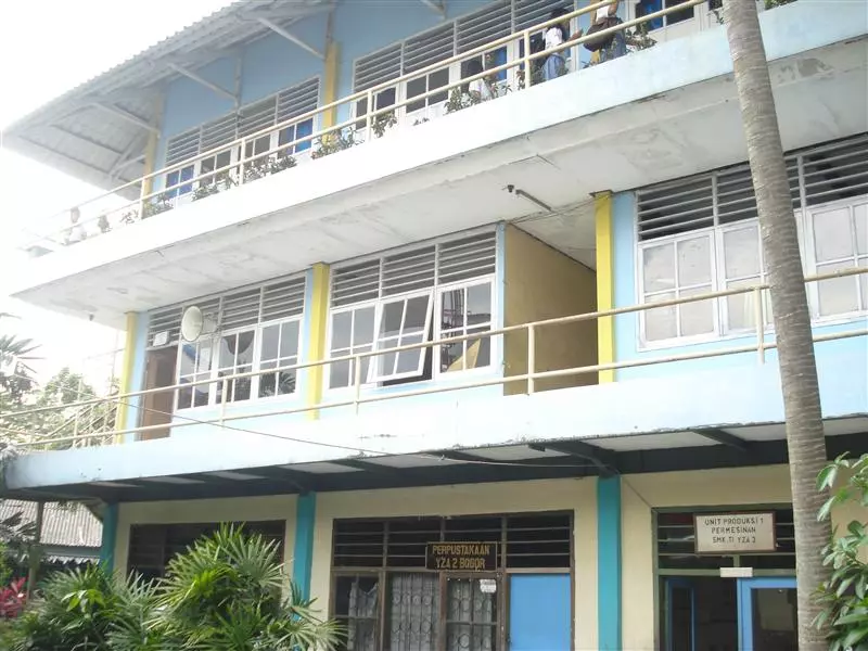 Tak Mampu Bayar Tunggakan, Ijazah Siswa Lulusan SMK Binusa Ditahan Sekolah